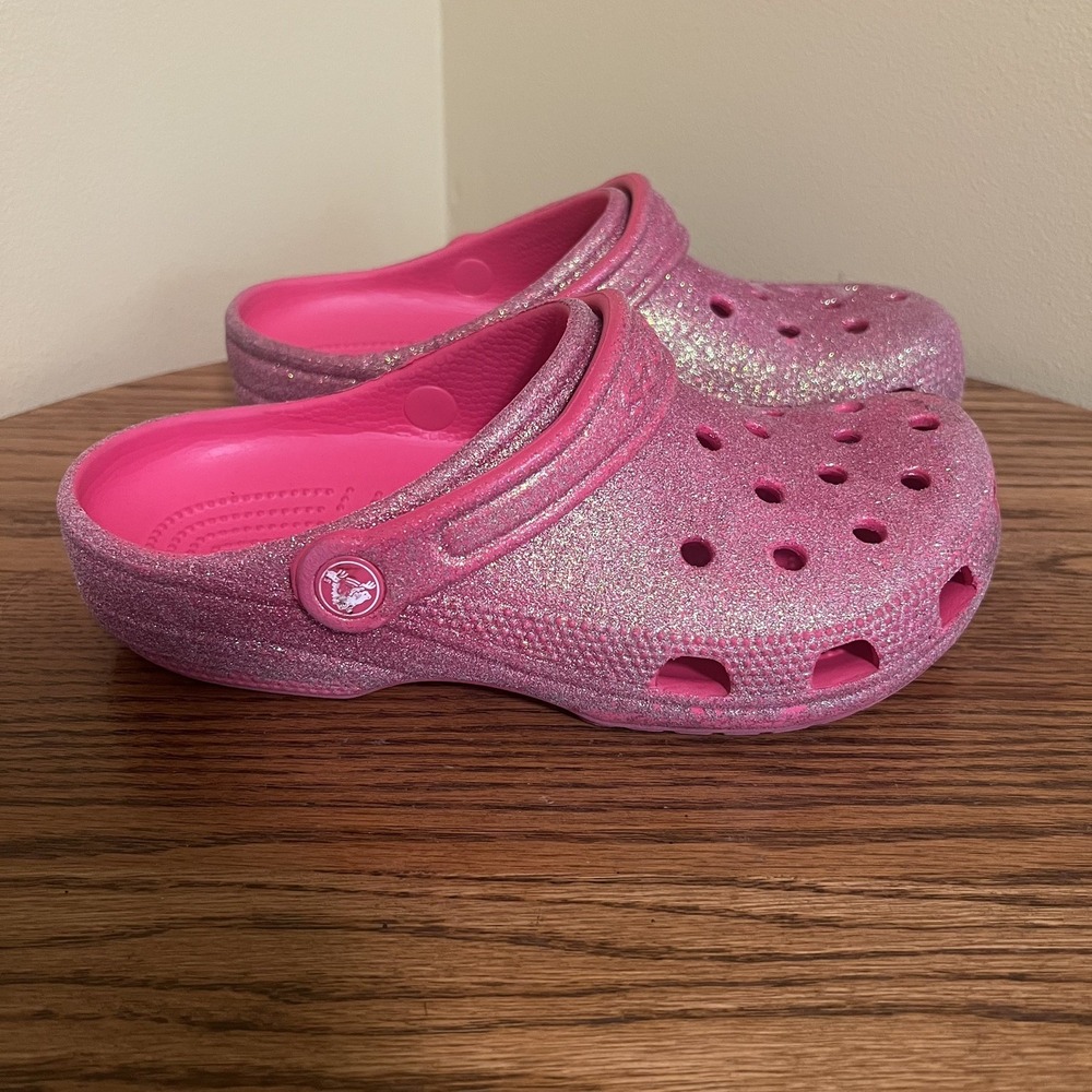 Crocs Classic Clog Womens Glitter Pink Size 7 Beach Walking Outdoor Sandals